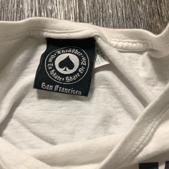 Thrasher t shirt - Picture 2 of 3